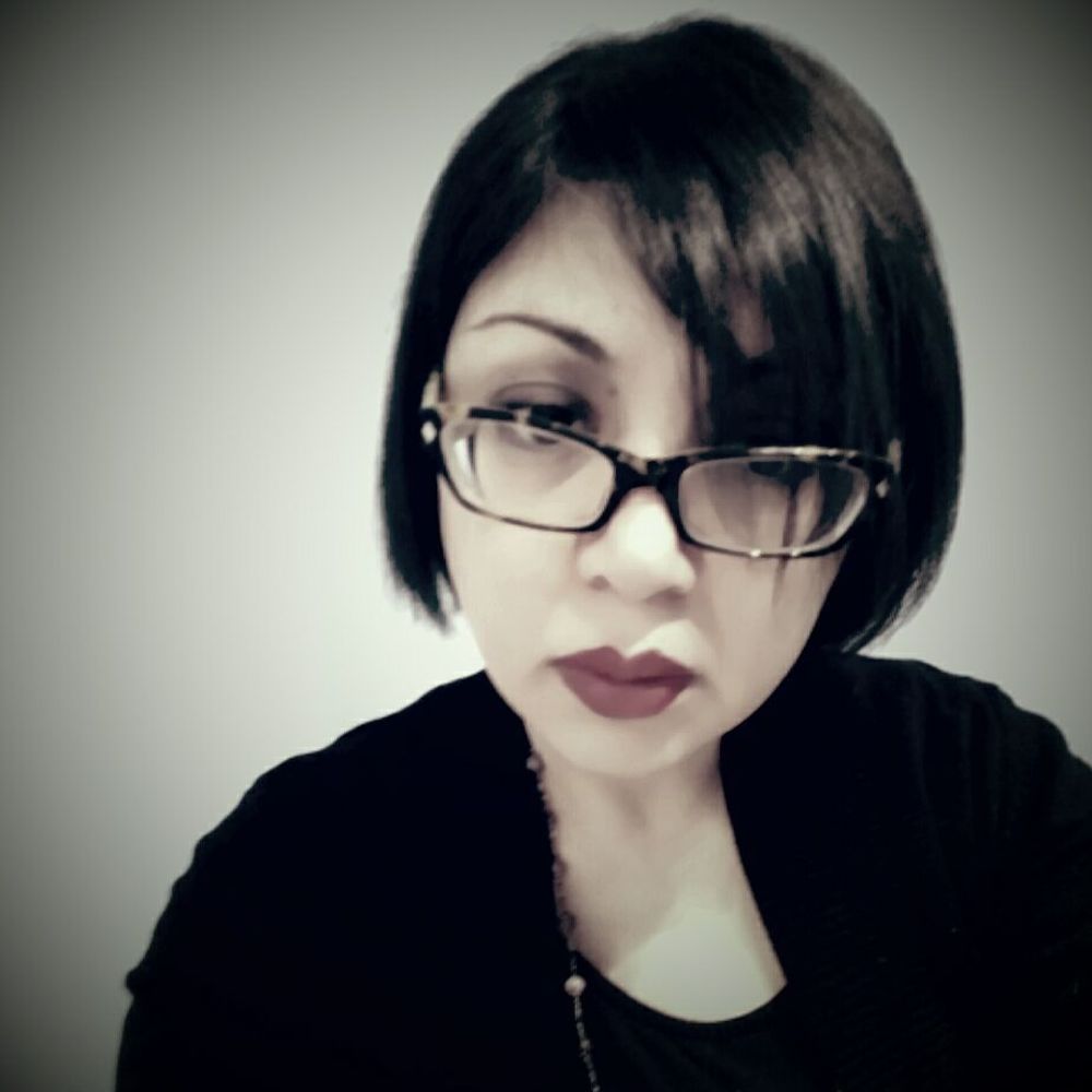 Meet your Posher, Dayanara